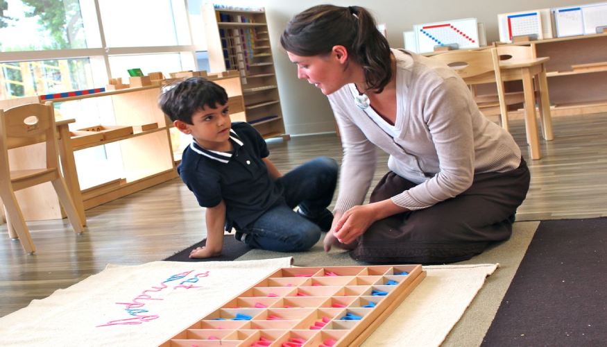 leport-montessori-school-boSMBW6